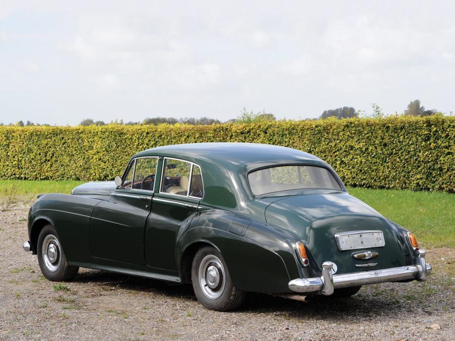  Bentley S1 1955 года  (фото 3 из 17)